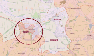 红军村危局:250俄军变营级规模围城,乌军三选一,特种部队抱死冲锋!